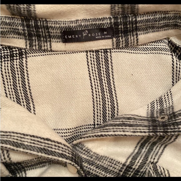 Shein Emery Rose Flannele Plaid Bottom down Shirt M - Picture 3 of 3